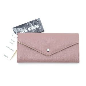 STEVE MADDEN Sassy Flap Continental Wallet